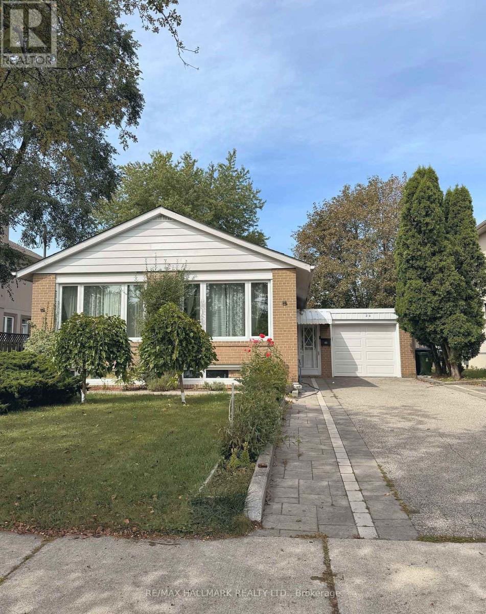 24 SABINE ROAD, Toronto, Ontario