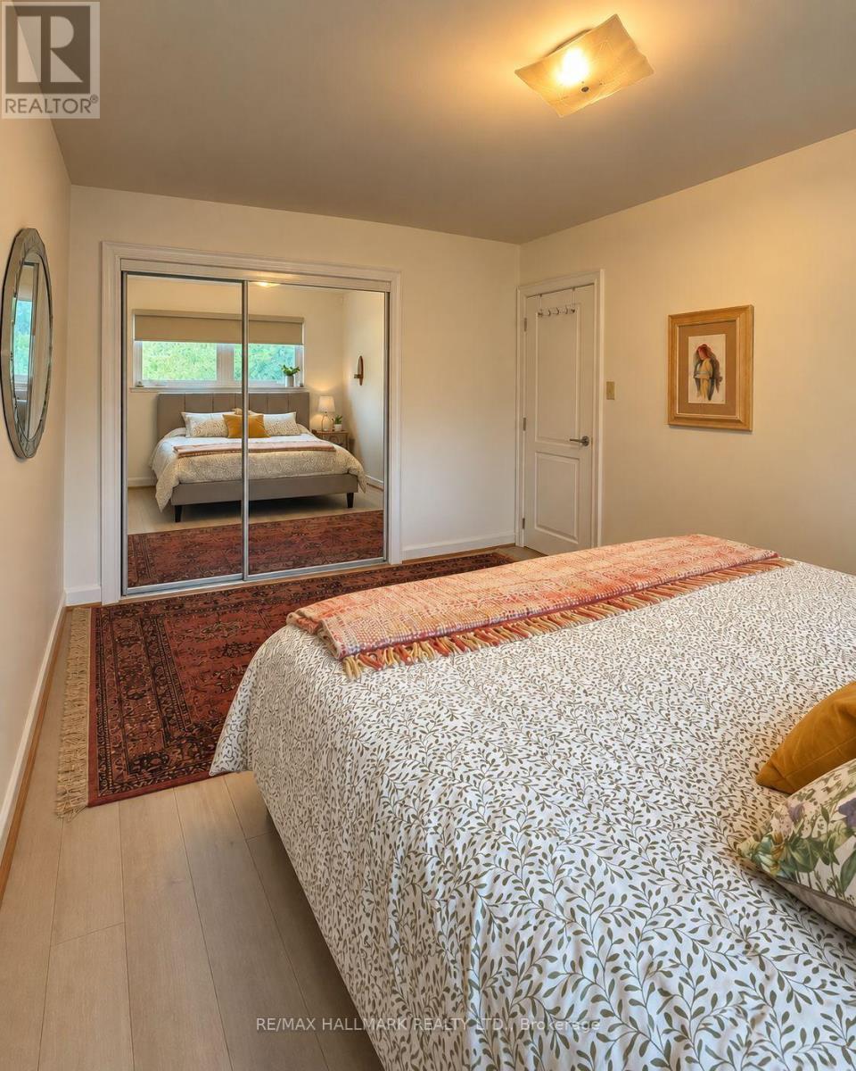 24 Sabine Road, Toronto, Ontario  M9B 3A8 - Photo 22 - W13821212