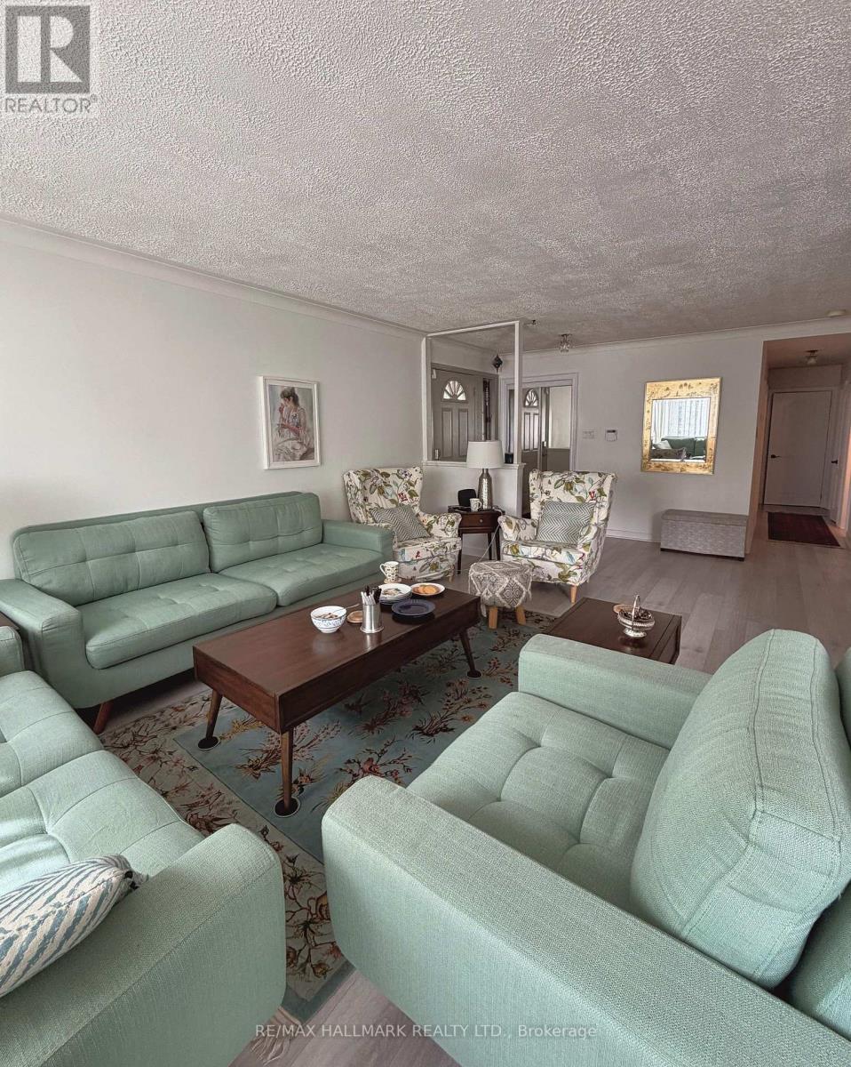 24 Sabine Road, Toronto, Ontario  M9B 3A8 - Photo 6 - W13821212