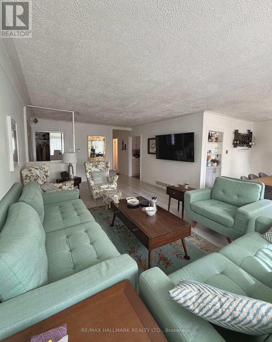 24 Sabine Road, Toronto, Ontario  M9B 3A8 - Photo 7 - W13821212