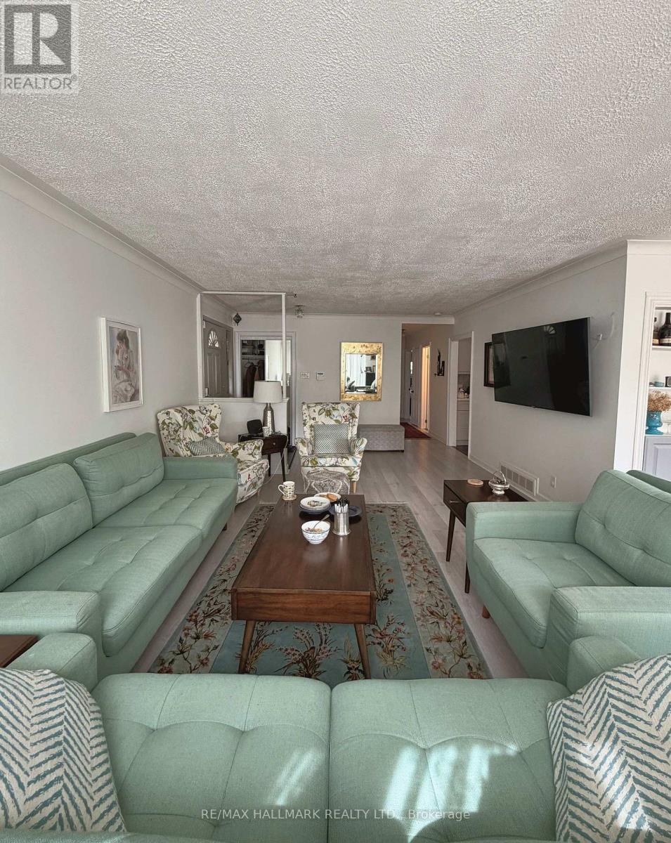 24 Sabine Road, Toronto, Ontario  M9B 3A8 - Photo 8 - W13821212