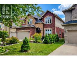 214 CLOVERLEAF DRIVE, Hamilton, Ontario