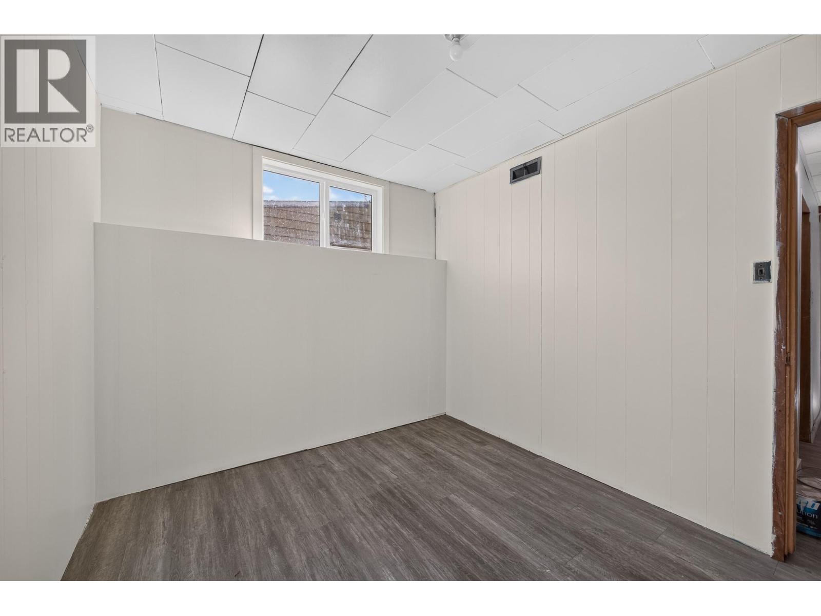 2257/2259 Valleyview Drive, Kamloops, British Columbia  V2C 4C8 - Photo 36 - 10401715
