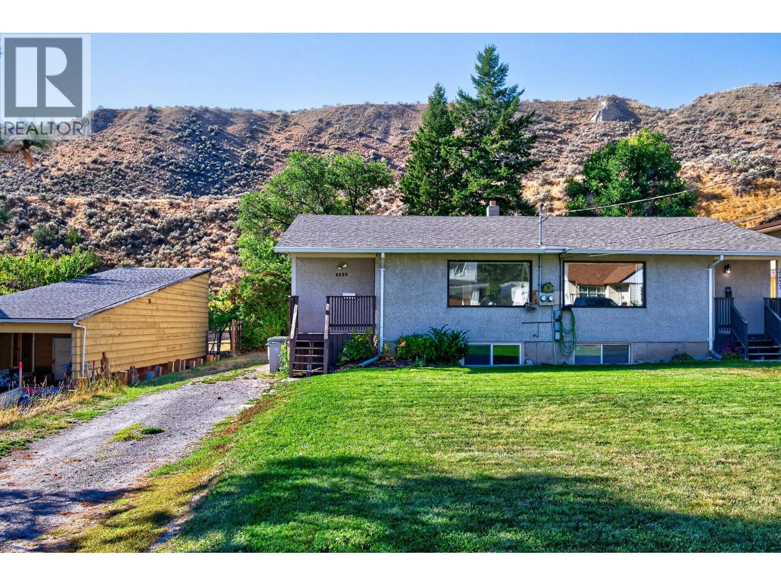 2257/2259 Valleyview Drive, Kamloops, British Columbia  V2C 4C8 - Photo 43 - 10401715