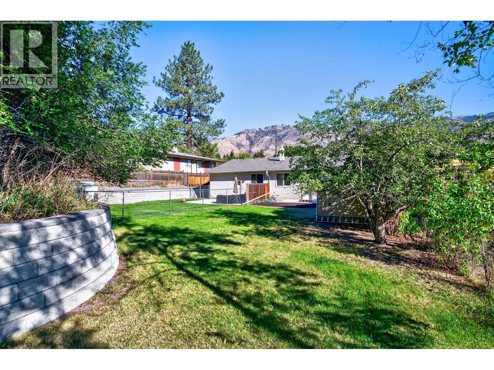 2257/2259 Valleyview Drive, Kamloops, British Columbia  V2C 4C8 - Photo 41 - 10401715