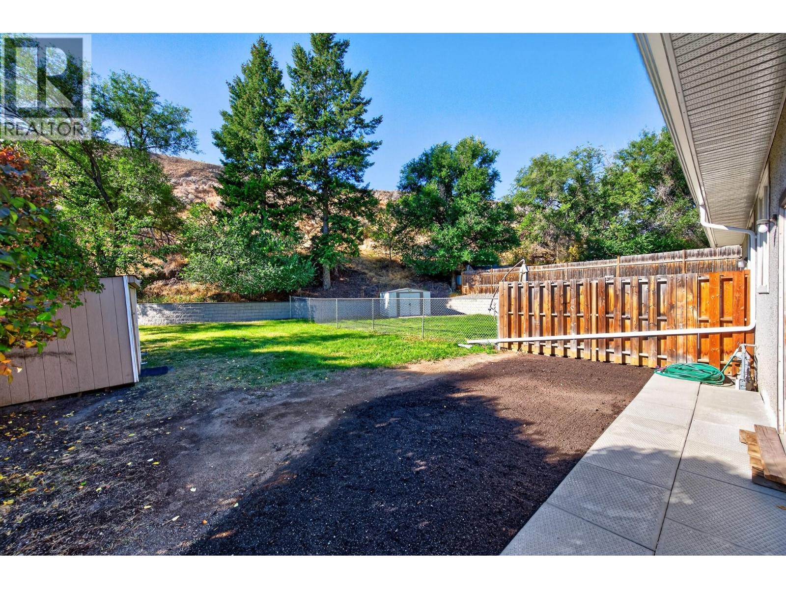 2257/2259 Valleyview Drive, Kamloops, British Columbia  V2C 4C8 - Photo 37 - 10401715