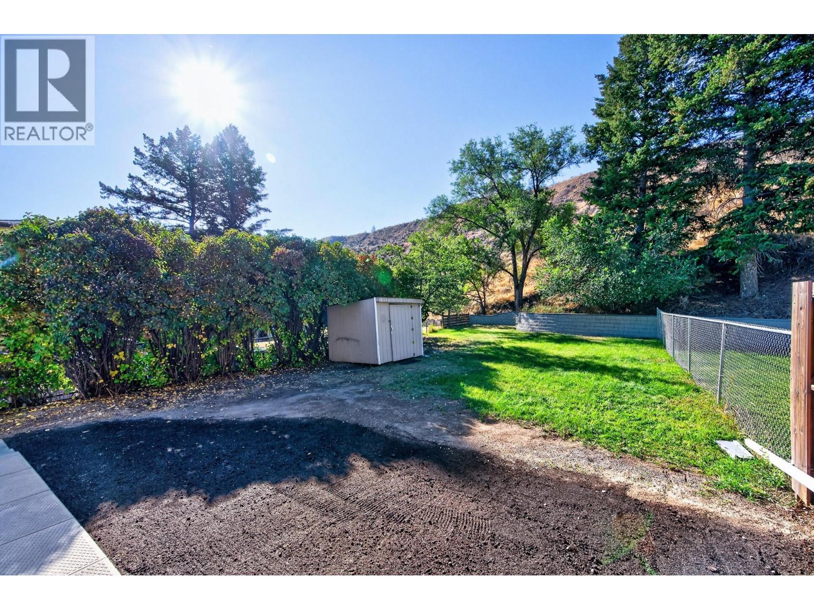 2257/2259 Valleyview Drive, Kamloops, British Columbia  V2C 4C8 - Photo 38 - 10401715