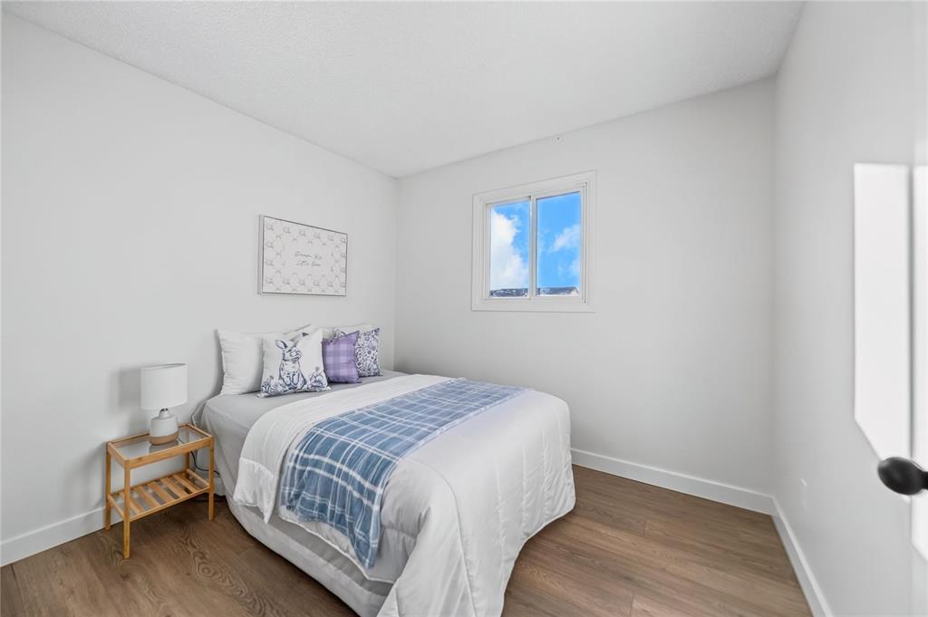 860 Templeton Avenue, Winnipeg, Manitoba  R2V 3S6 - Photo 11 - 202623920