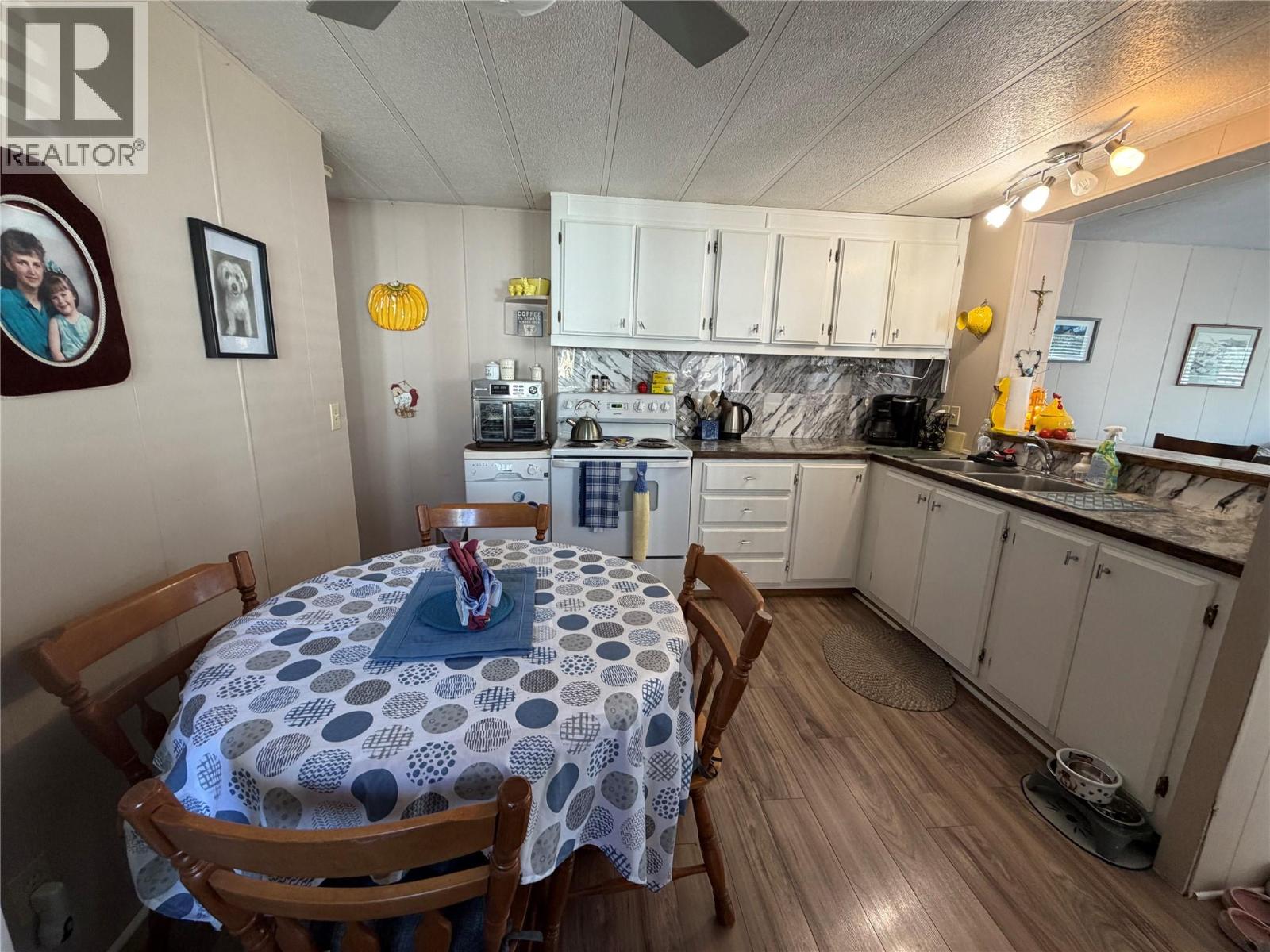 1601 Columbia Avenue Unit# 17, Castlegar, British Columbia V1N 1J1 - Photo 6 - 10401447