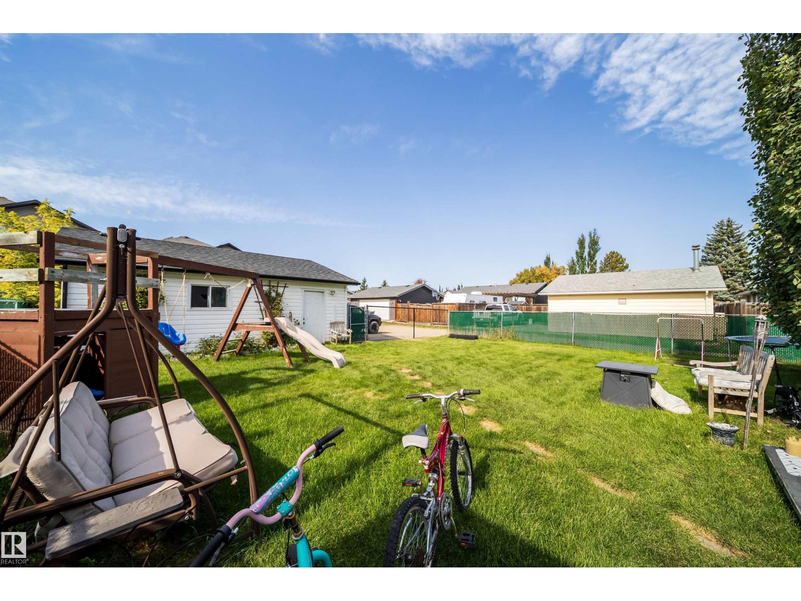 4104 44 ST