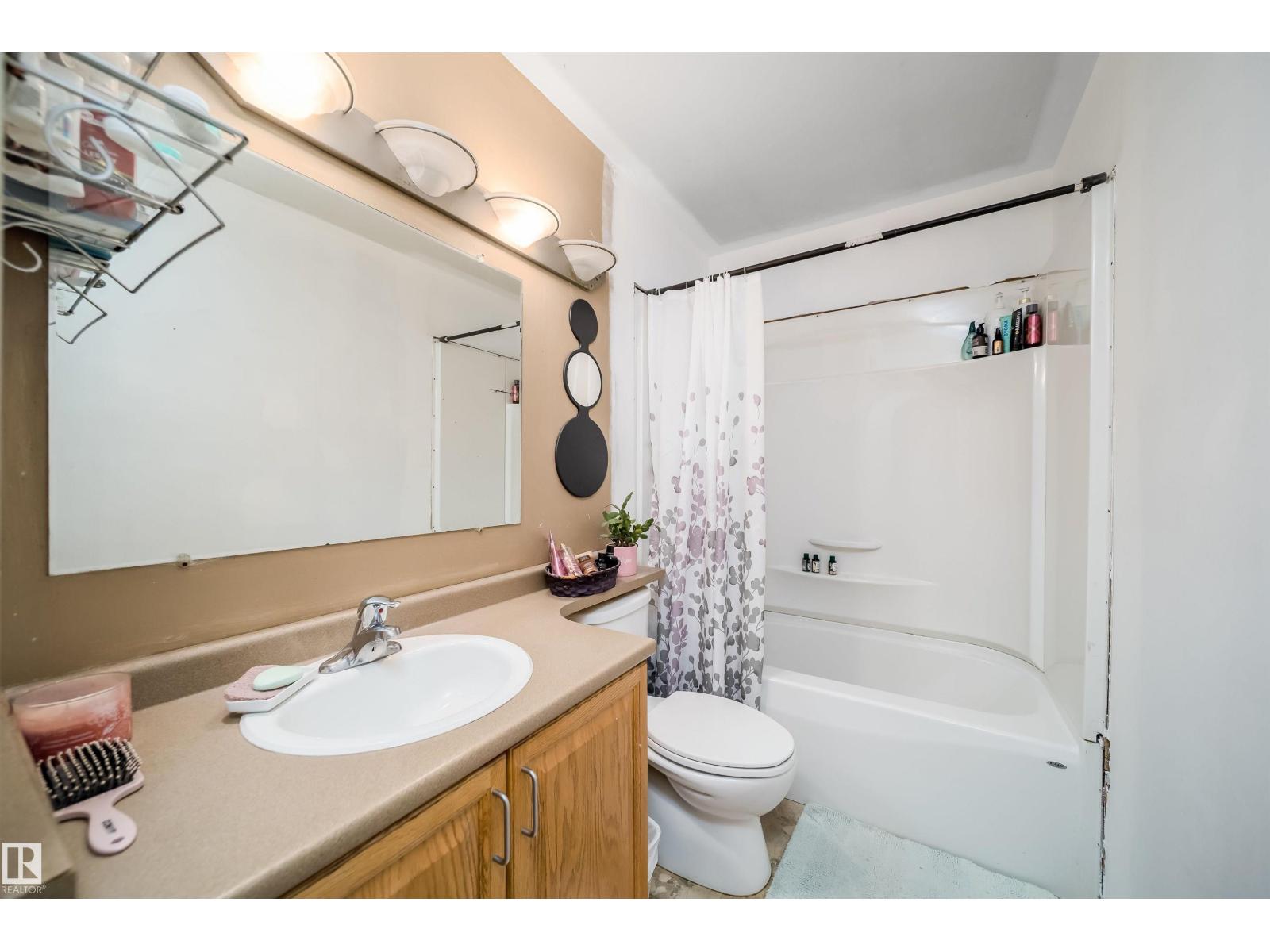 4104 44 ST