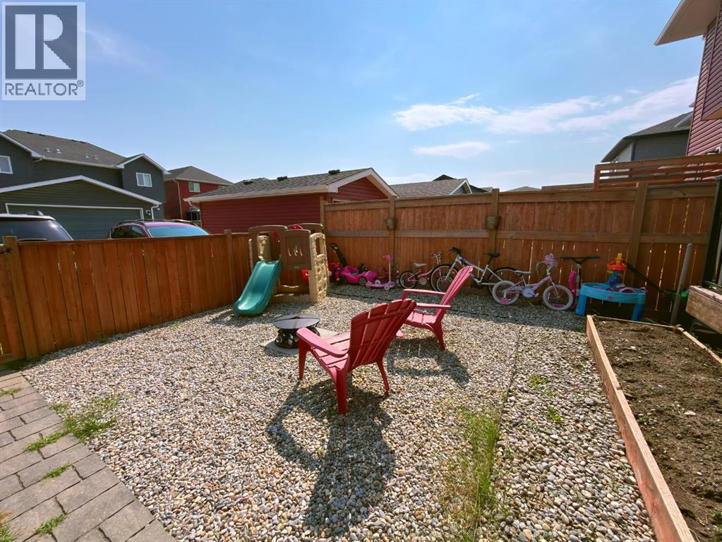 316 Willow Street photo 44