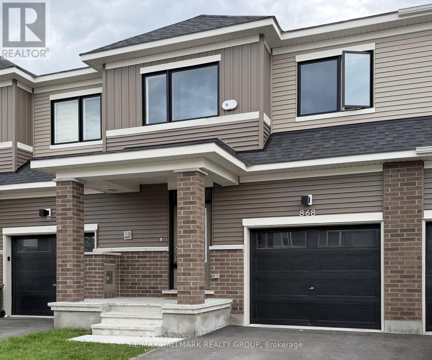 868 Andesite Terrace, Ottawa, Ontario K2J 7H4 - Photo 2 - X13821320
