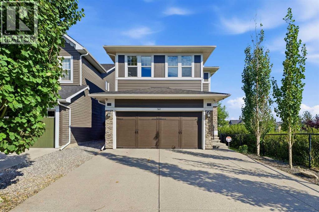 141 Evanspark Gardens NW photo 2