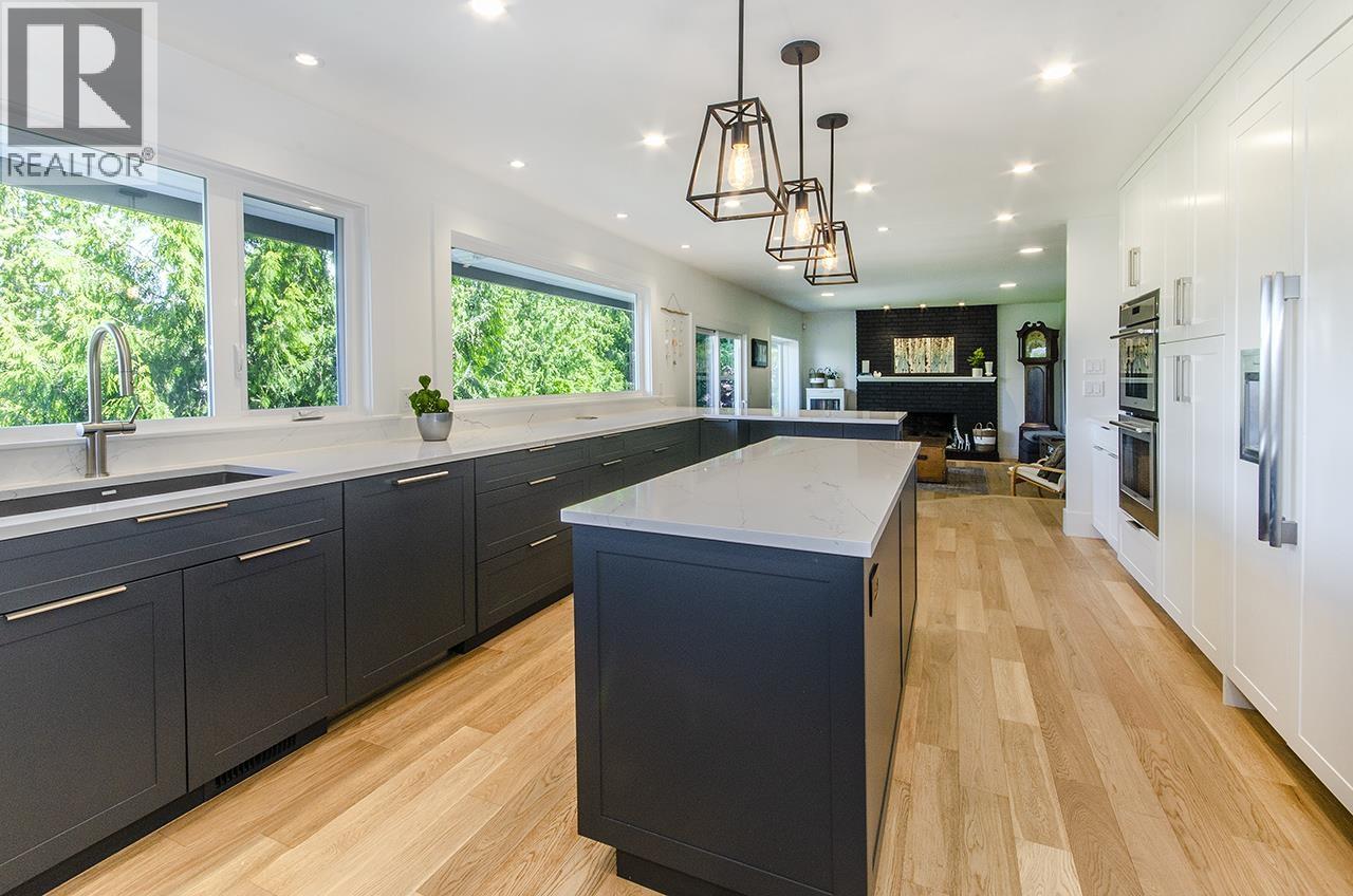 5237 Timberfeild Road, West Vancouver, British Columbia  V7W 2Y5 - Photo 7 - R3077110