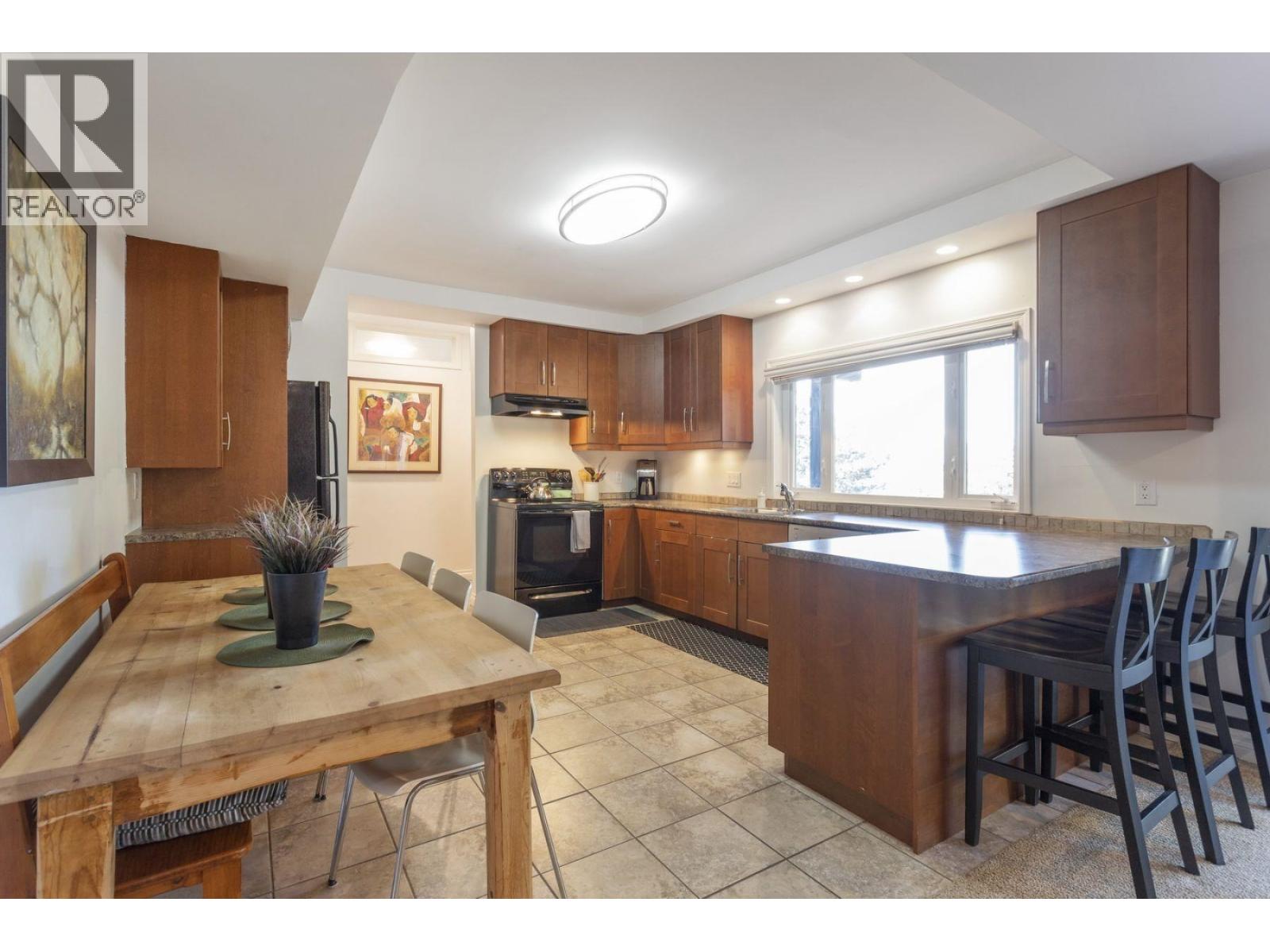 5237 Timberfeild Road, West Vancouver, British Columbia  V7W 2Y5 - Photo 35 - R3077110