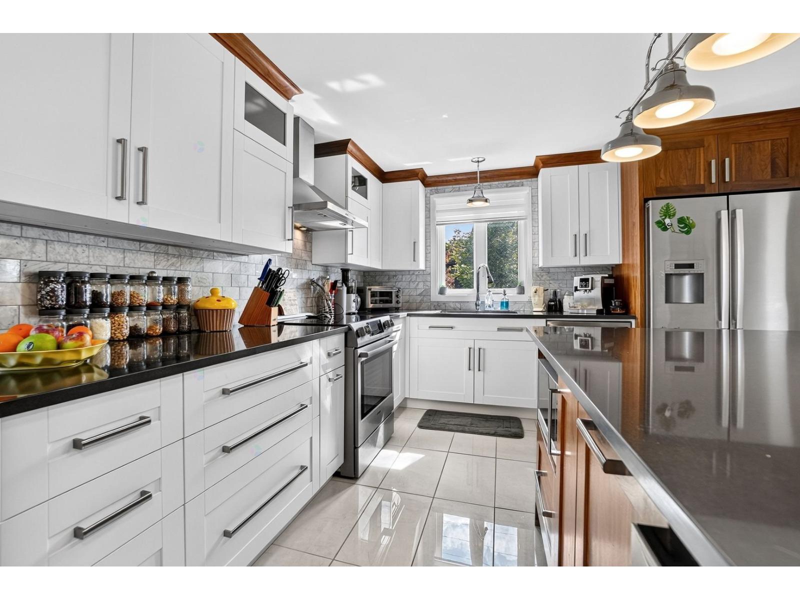169-175 Rue Valmont Repentigny (Repentigny) Quebec Canada J5Y1S7 4