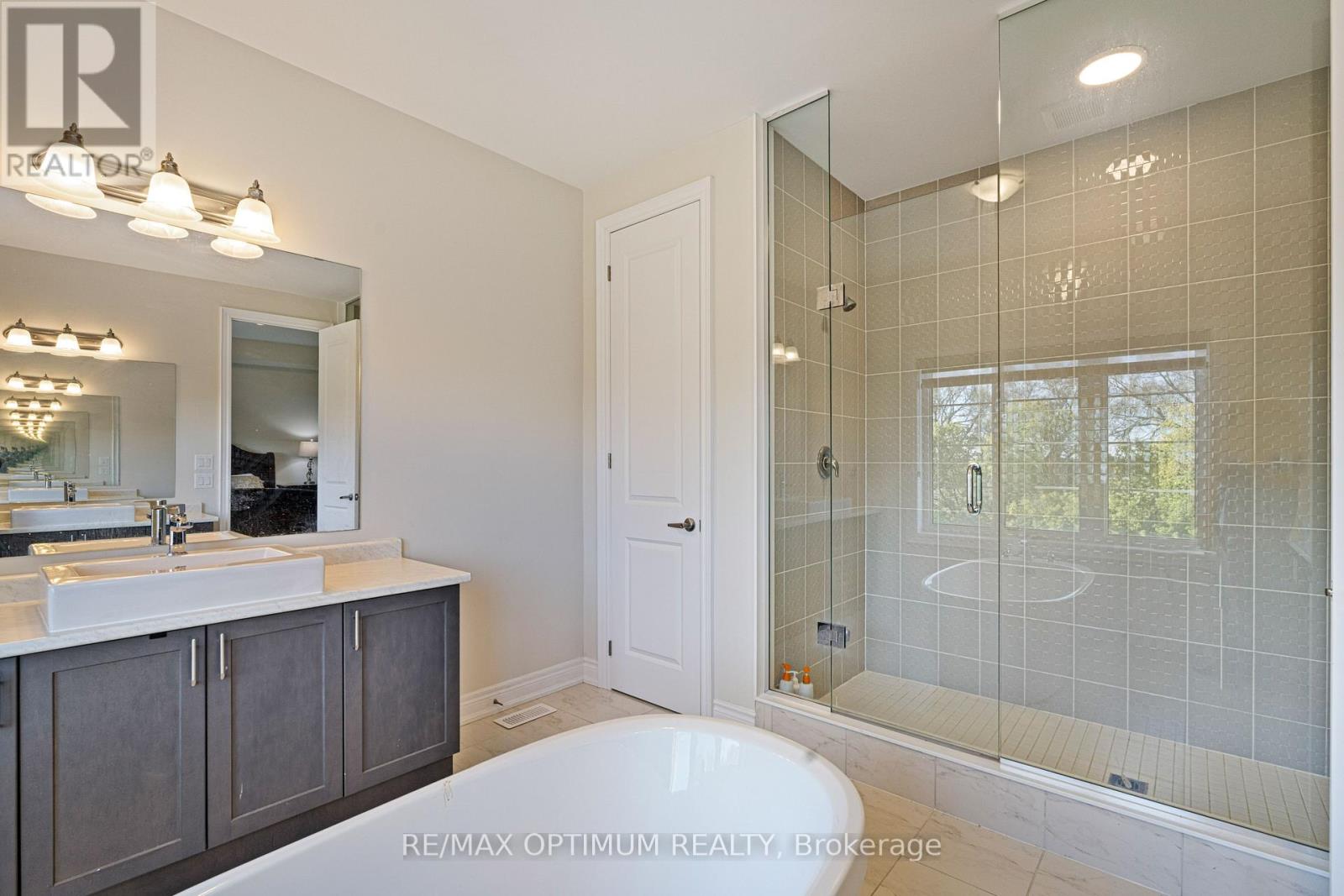 88 Pheasant Ridge Drive, Whitby, Ontario  L1P 0R9 - Photo 29 - E13821332