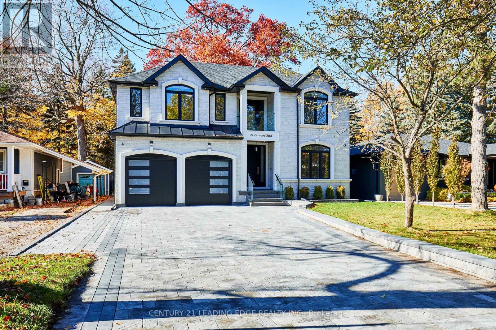 24 Larwood Boulevard, Toronto, Ontario  M1M 2M5 - Photo 2 - E13821336