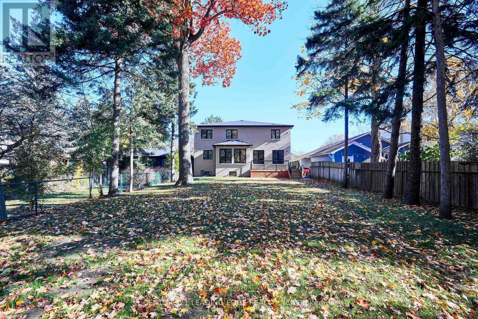 24 Larwood Boulevard, Toronto, Ontario  M1M 2M5 - Photo 40 - E13821336