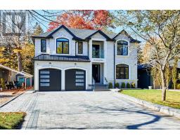 24 LARWOOD BOULEVARD, Toronto, Ontario