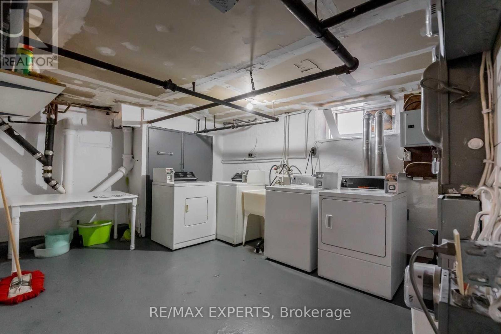 393 King Street E, Oshawa, Ontario  L1H 1E3 - Photo 11 - E13821382