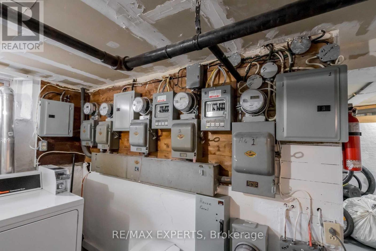 393 King Street E, Oshawa, Ontario  L1H 1E3 - Photo 4 - E13821382