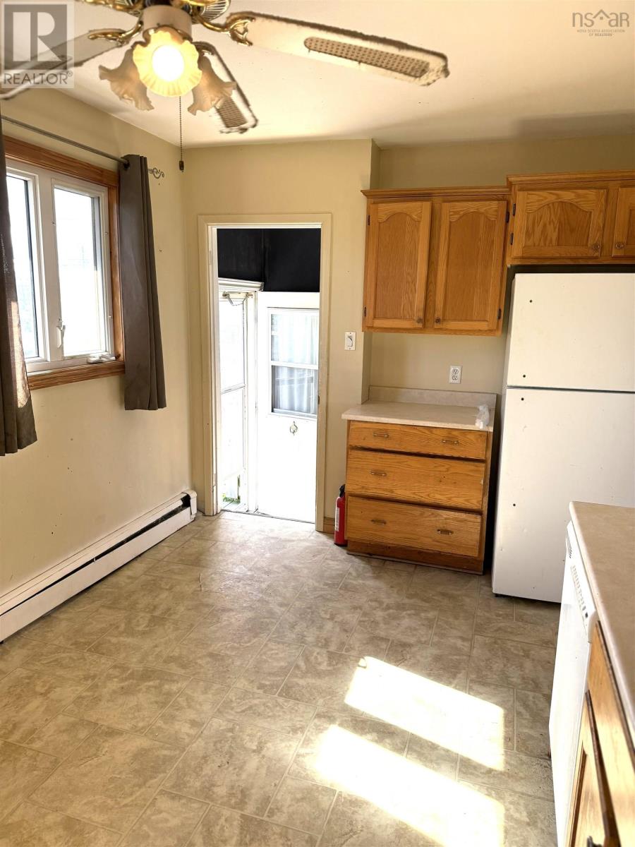 7 Harold Street, Port Hawkesbury, Nova Scotia  B9A 2Z8 - Photo 8 - 202624180