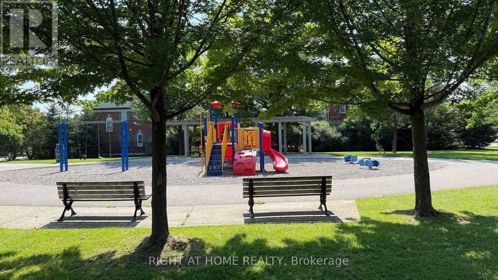 84 Dougherty Crescent, Whitchurch-Stouffville, Ontario  L4A 0A2 - Photo 3 - N13821352