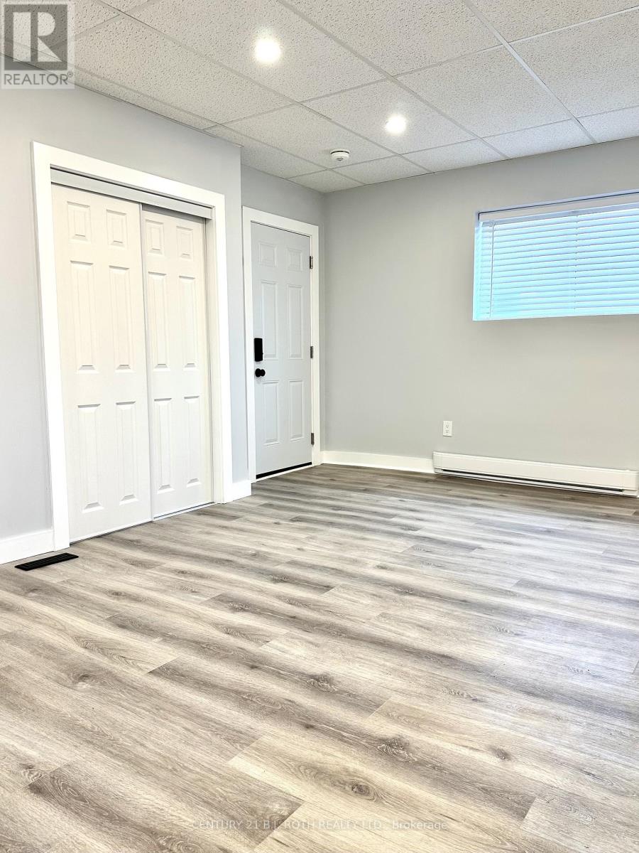 757 Fourth Avenue, Tay (Port Mcnicoll), Ontario  L0K 1R0 - Photo 13 - S13821326