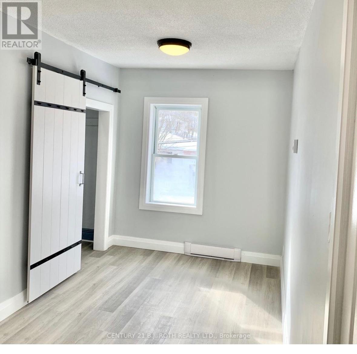 757 Fourth Avenue, Tay (Port Mcnicoll), Ontario  L0K 1R0 - Photo 17 - S13821326