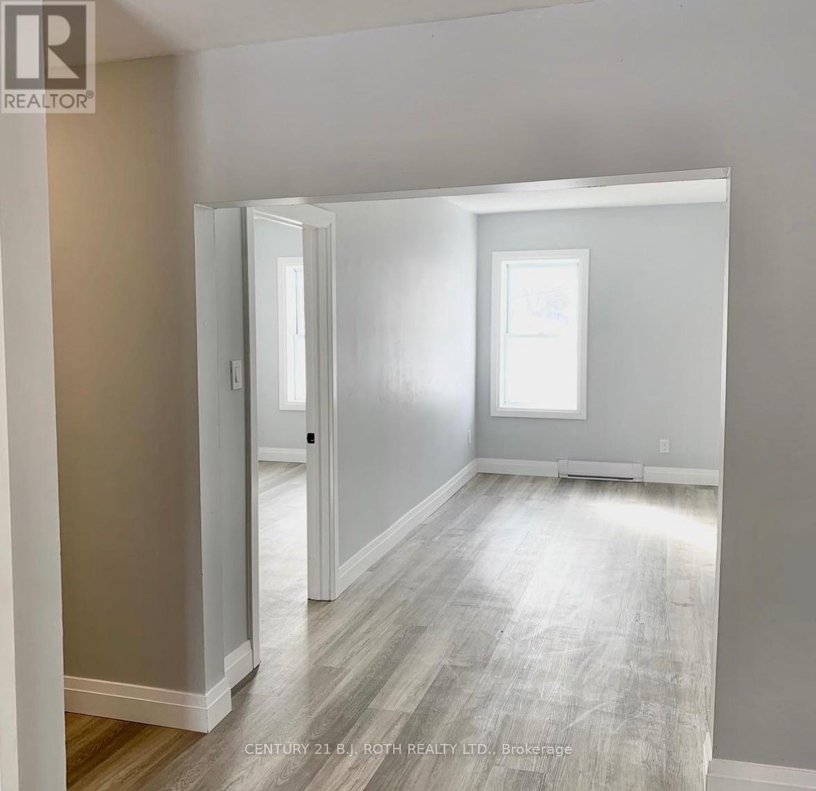 757 Fourth Avenue, Tay (Port Mcnicoll), Ontario  L0K 1R0 - Photo 19 - S13821326