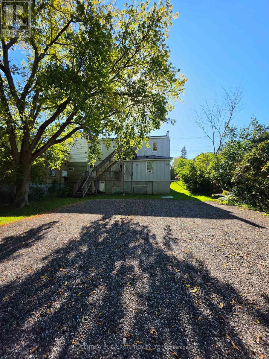 757 Fourth Avenue, Tay (Port Mcnicoll), Ontario  L0K 1R0 - Photo 4 - S13821326