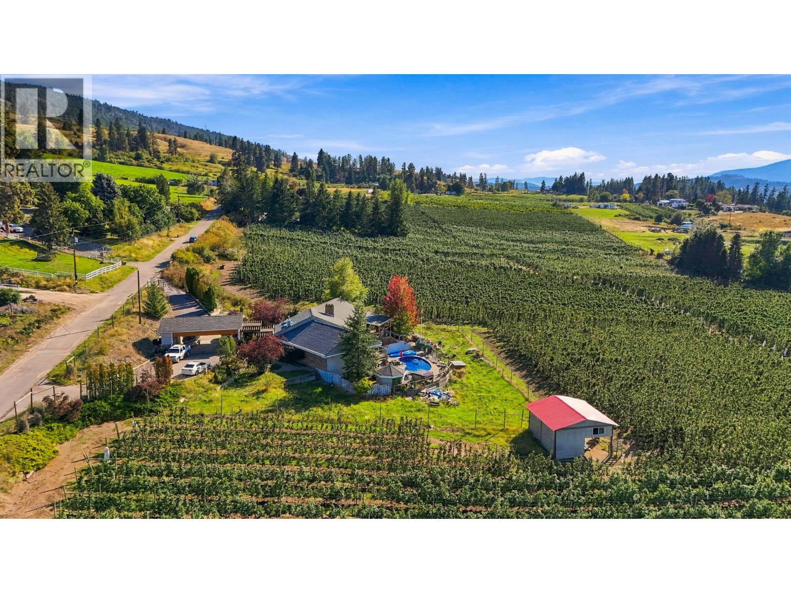 13090 Trewhitt Road, Lake Country, British Columbia  V4V 2B1 - Photo 3 - 10400408