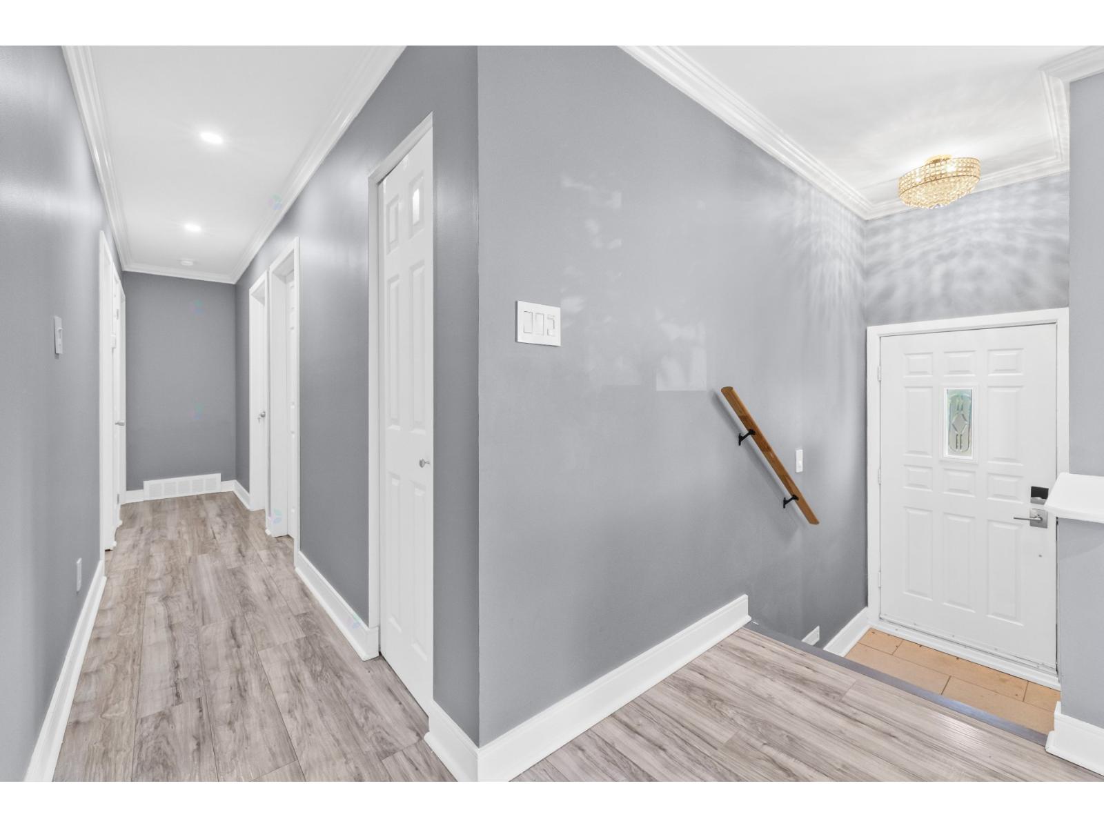 4572 Rue Dugas Montréal (Pierrefonds-Roxboro) Quebec Canada H9J2B3 3