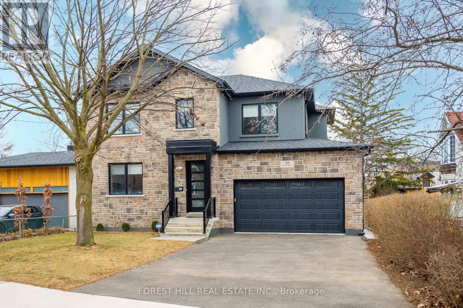 38 Thirty First Street, Toronto, Ontario  M8W 3E9 - Photo 1 - W13821306