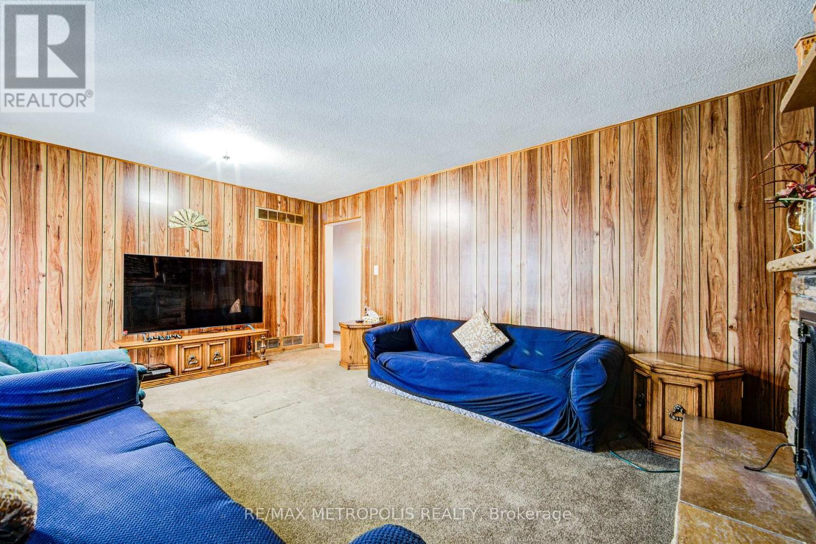 110 Stevenson Road, Toronto, Ontario  M9V 2B5 - Photo 12 - W13821318