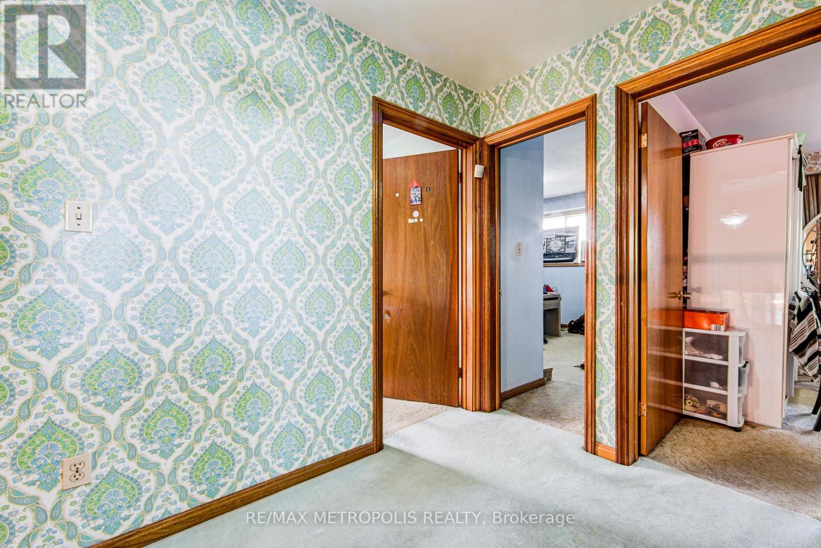 110 Stevenson Road, Toronto, Ontario  M9V 2B5 - Photo 17 - W13821318