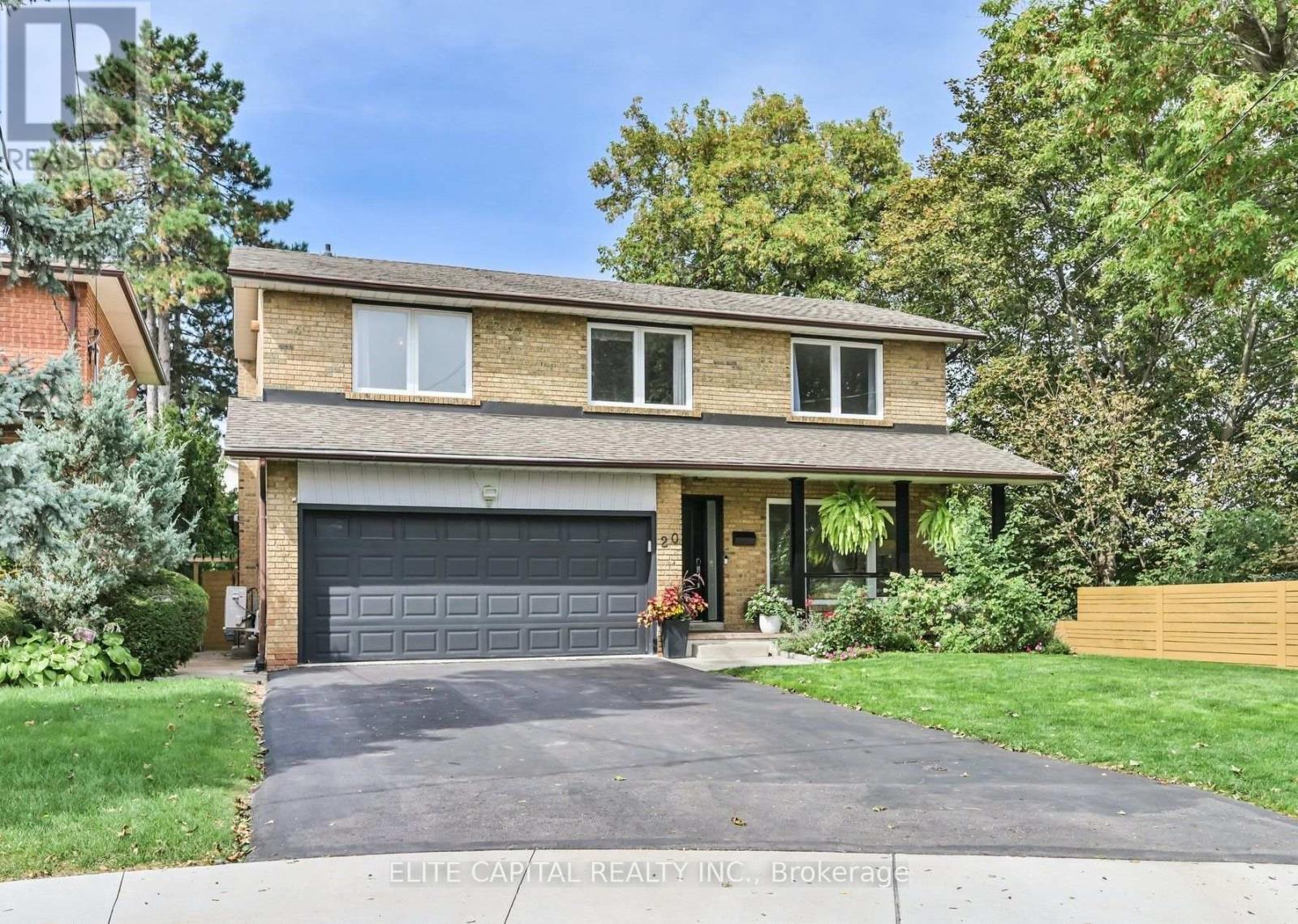 20 RAYMORE DRIVE, Toronto, Ontario