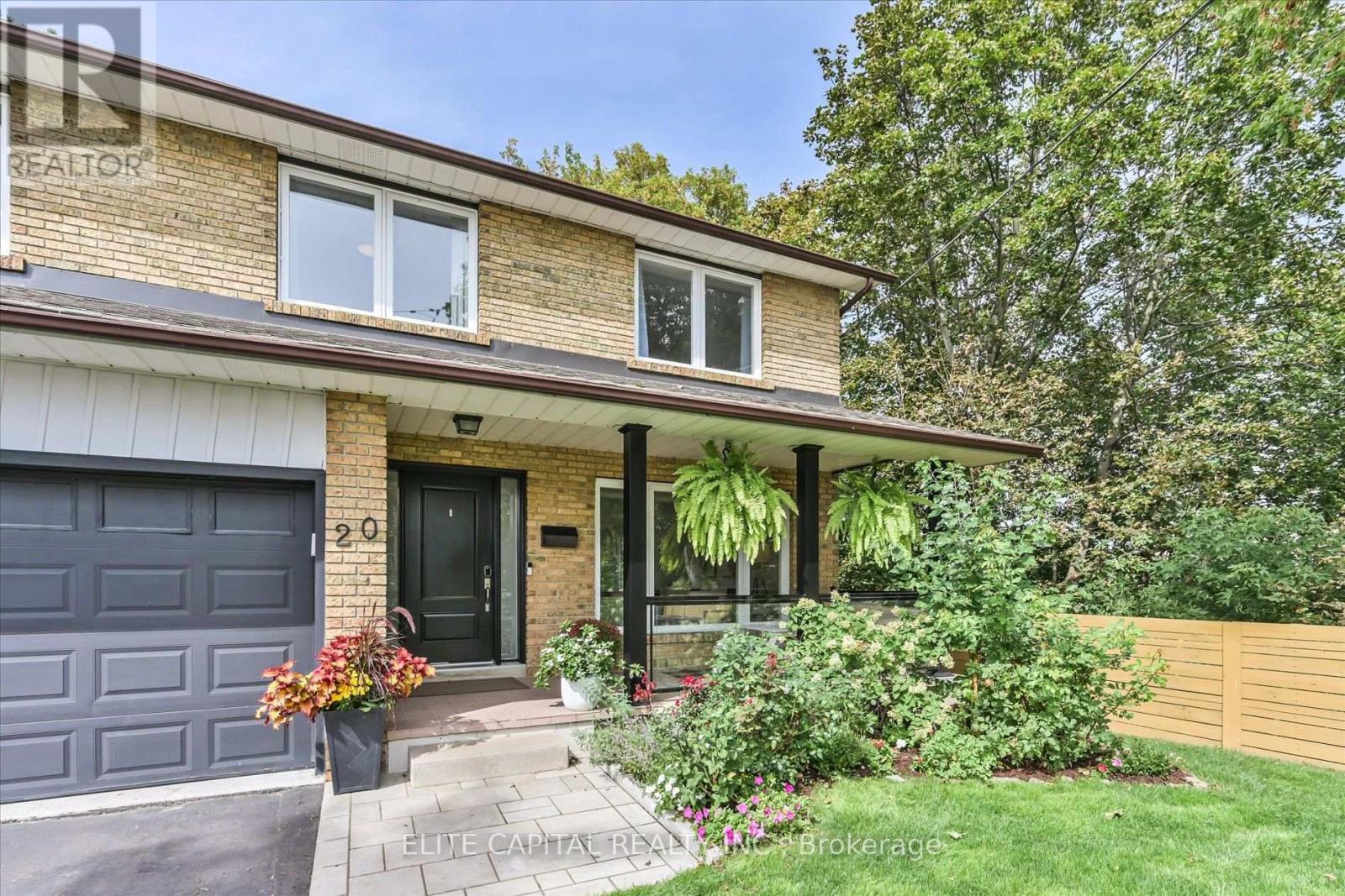 20 Raymore Drive, Toronto, Ontario  M9P 1W5 - Photo 2 - W13821386