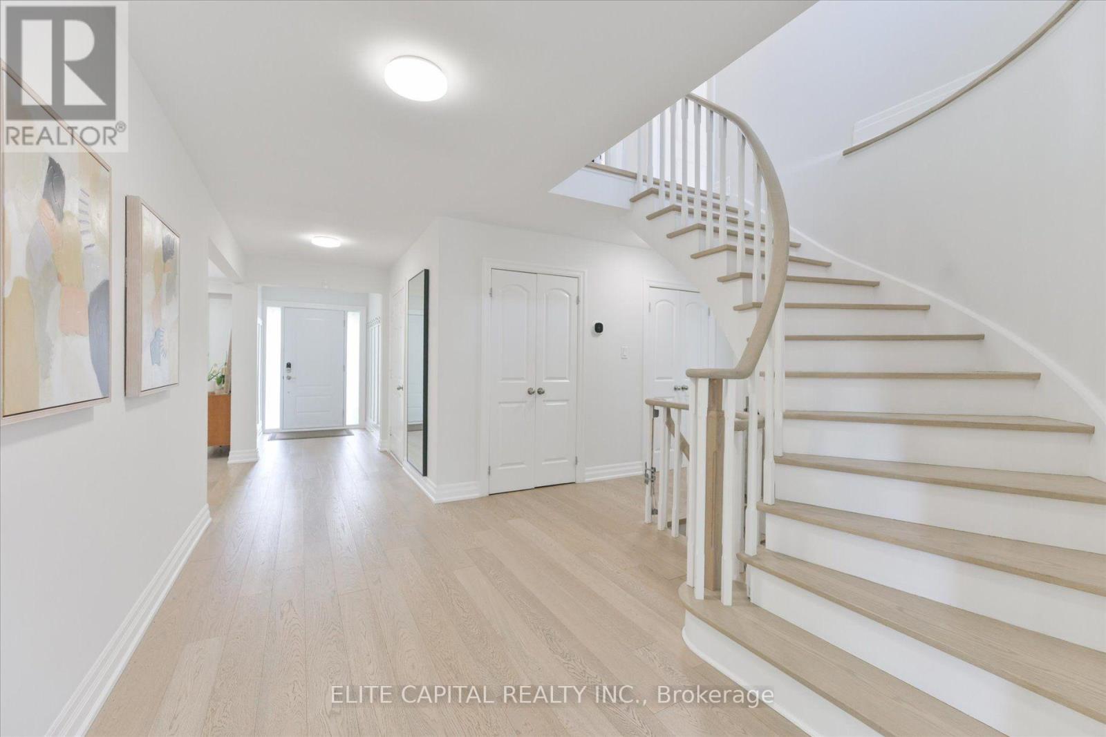 20 Raymore Drive, Toronto, Ontario  M9P 1W5 - Photo 24 - W13821386