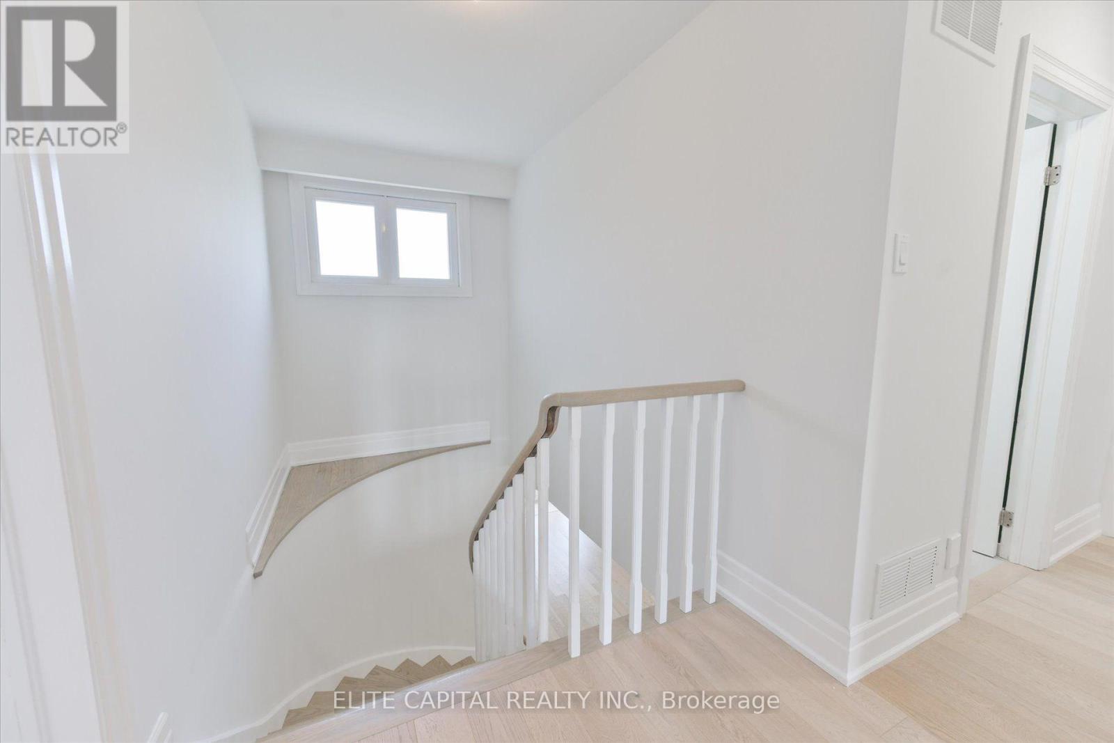 20 Raymore Drive, Toronto, Ontario  M9P 1W5 - Photo 25 - W13821386