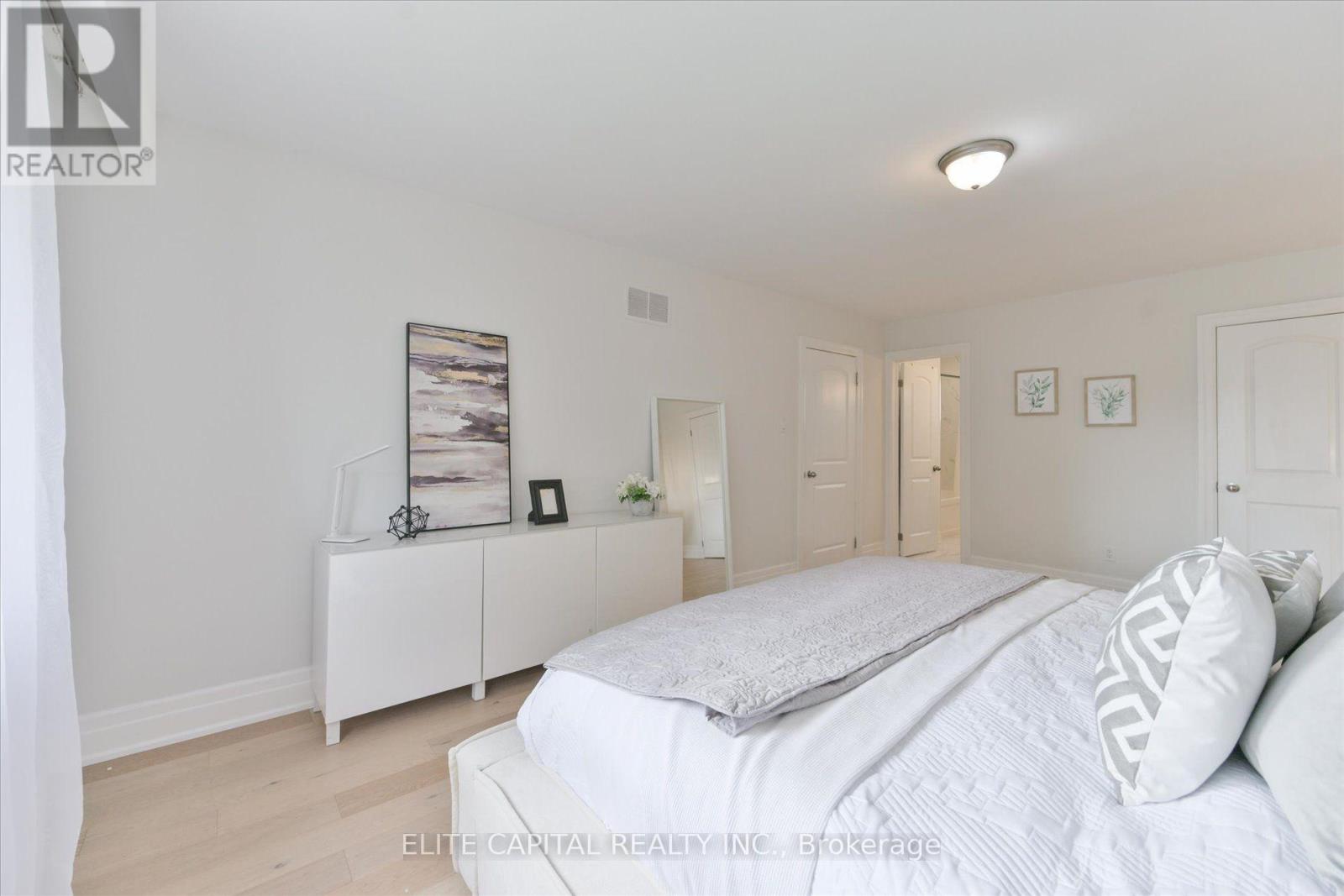 20 Raymore Drive, Toronto, Ontario  M9P 1W5 - Photo 28 - W13821386