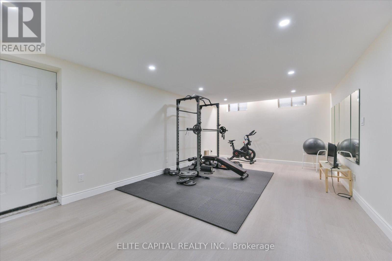 20 Raymore Drive, Toronto, Ontario  M9P 1W5 - Photo 37 - W13821386