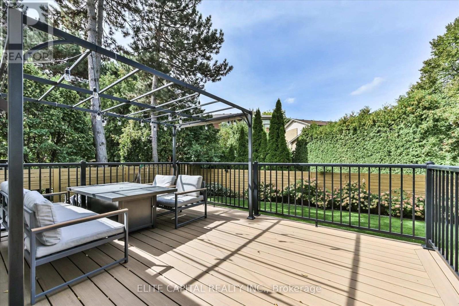20 Raymore Drive, Toronto, Ontario  M9P 1W5 - Photo 40 - W13821386