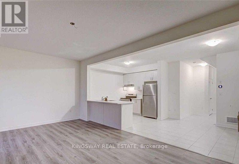 16 Bradbury Road W, Hamilton, Ontario  L8J 0L1 - Photo 3 - X13821328