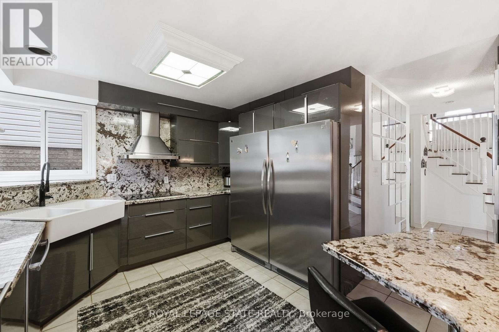 11 Redtail Crescent, Hamilton, Ontario  L9B 2R6 - Photo 14 - X13821348