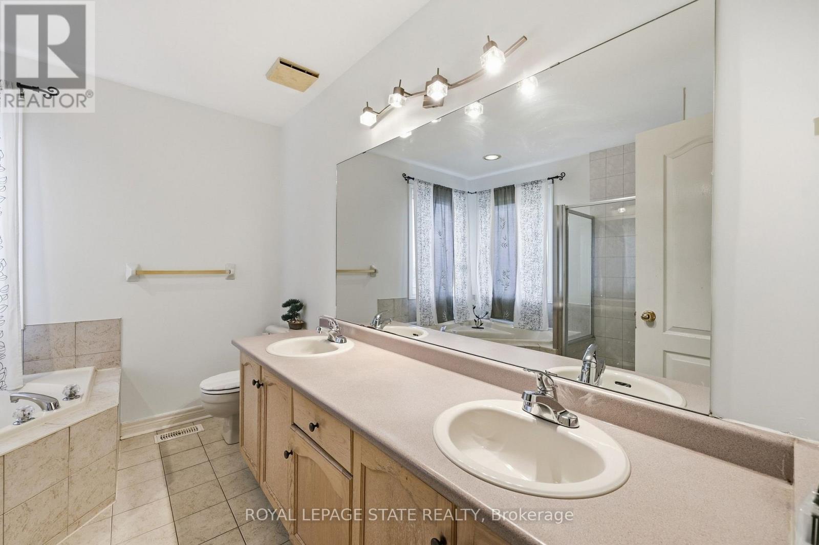 11 Redtail Crescent, Hamilton, Ontario  L9B 2R6 - Photo 25 - X13821348
