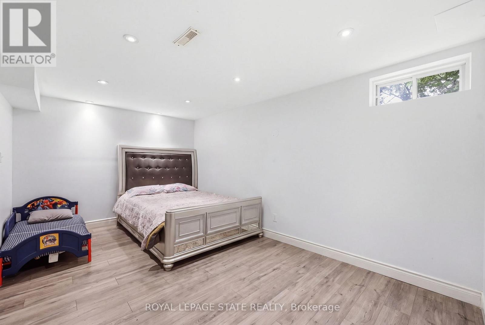 11 Redtail Crescent, Hamilton, Ontario  L9B 2R6 - Photo 31 - X13821348