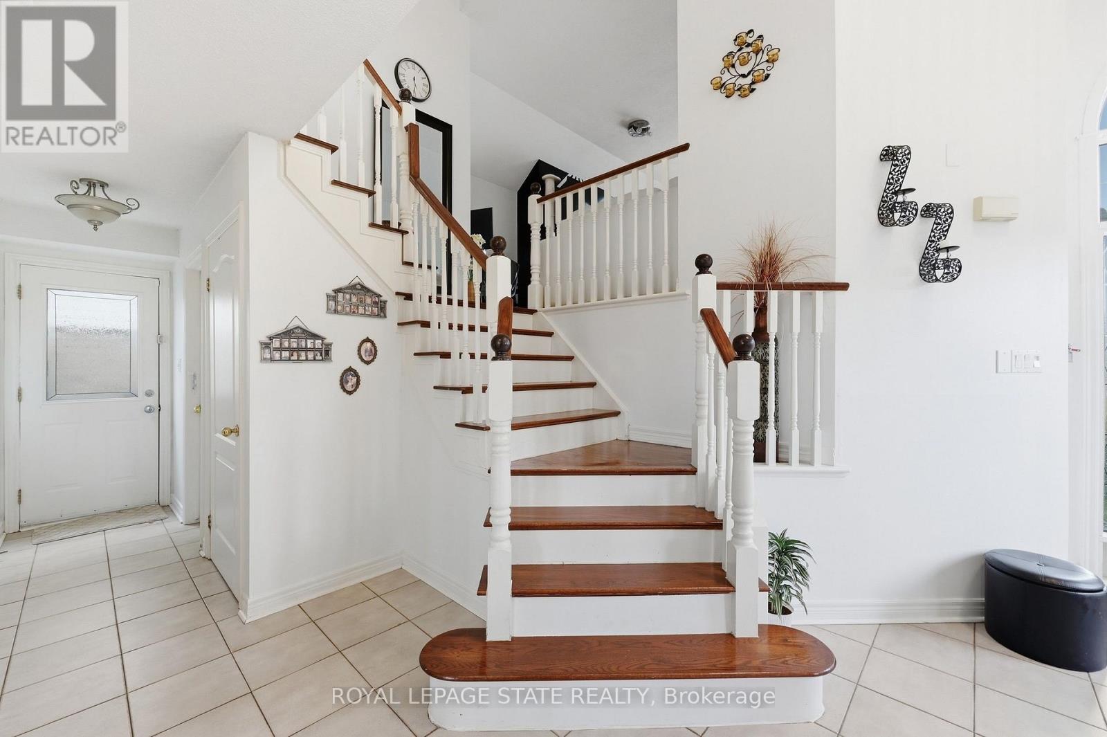 11 Redtail Crescent, Hamilton, Ontario  L9B 2R6 - Photo 7 - X13821348